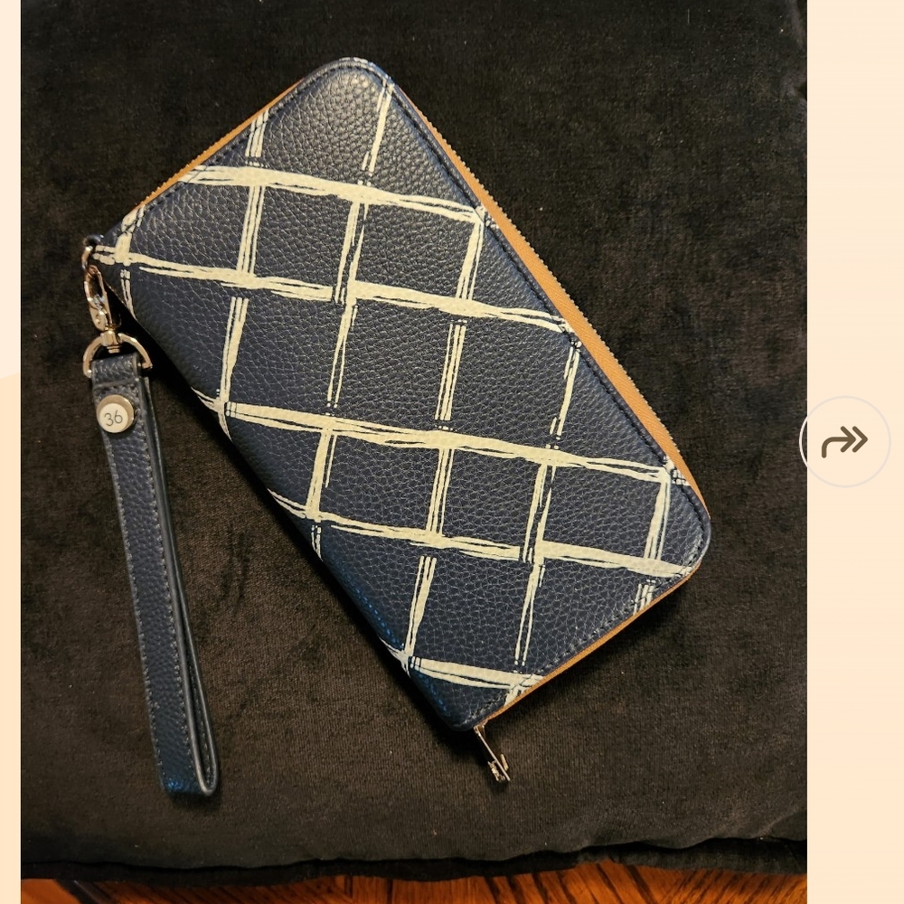 Navy and White Checkered Wristlet Wallet.